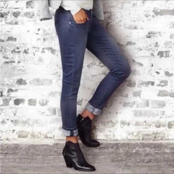 CAbi Gray Slim Boyfriend Celeste Stretch Denim Jeans 3191 - Picture 2 of 12